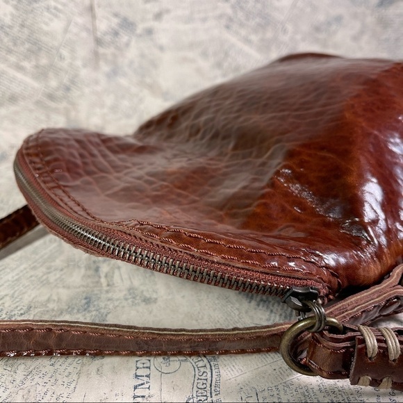 Forty-Nine Square Miles San Francisco Crossbody Patent Leather bag - Picture 7 of 15